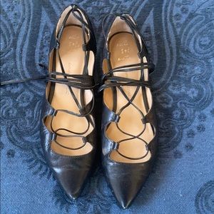 Banana Republic - Tie up Ballet Flats